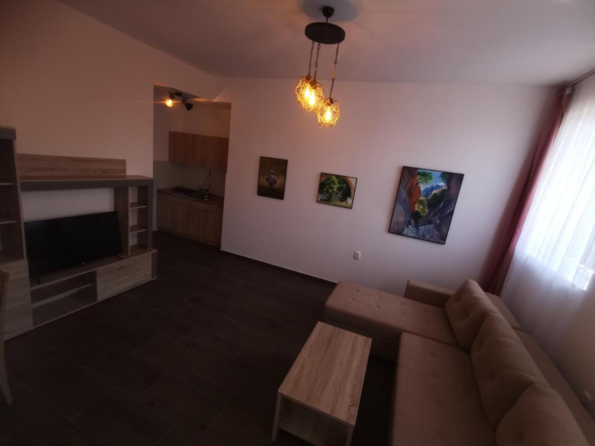 Crown Apartments Σκόπια Εξωτερικό φωτογραφία