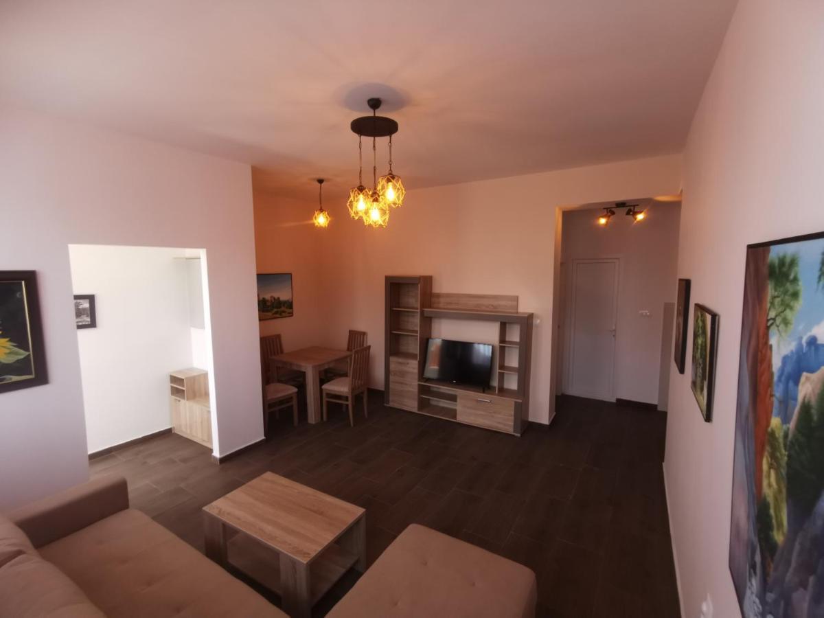Crown Apartments Σκόπια Εξωτερικό φωτογραφία